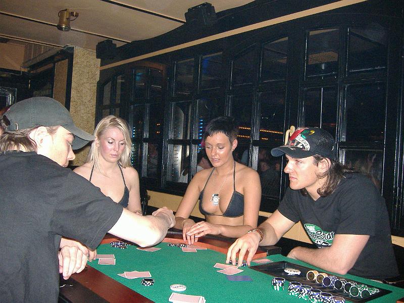 strip poker disco girls_0000016.JPG